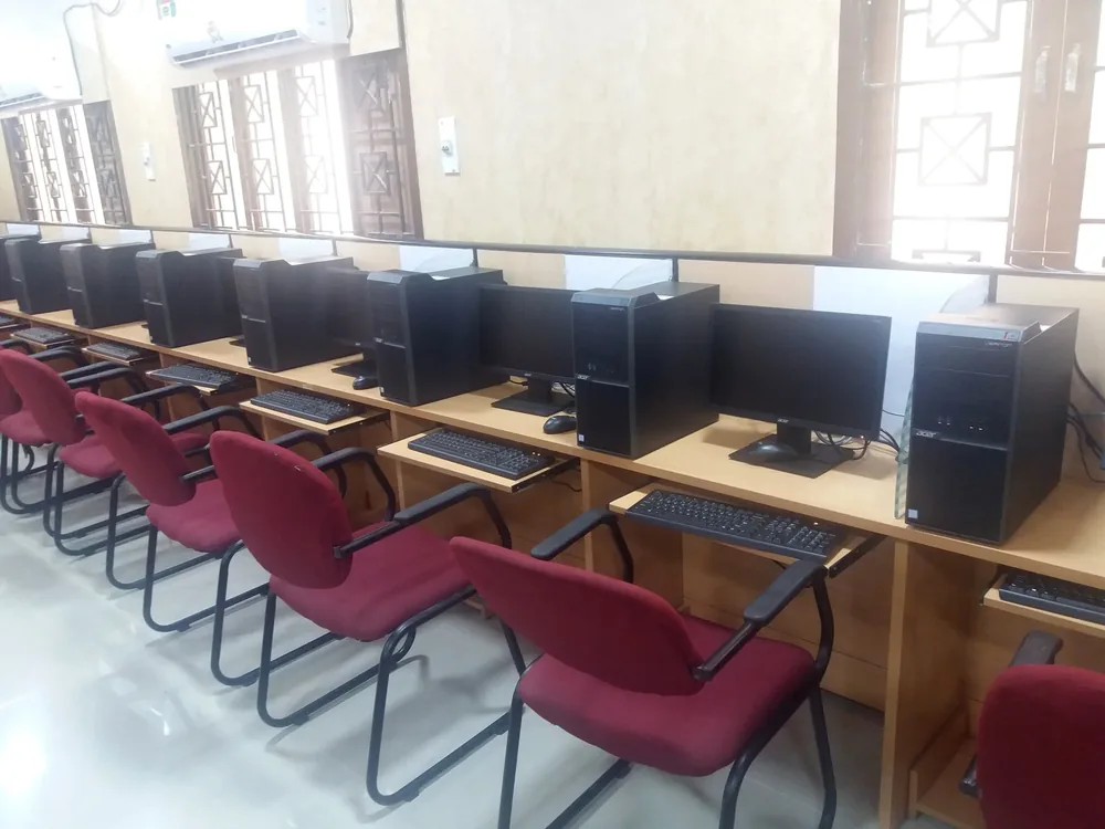 Modern institutional school library and computer lab